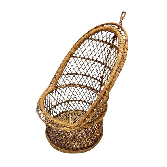 Vintage 70’s Rattan Peacock Chair Plant Pot - Picture 4 of 6